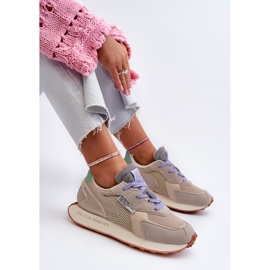 Baskets pour femmes sur le système de mousse à mémoire de forme Big Star Platform NN274681 Beige 1