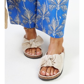 Tongs beige clair avec semelle en liège par Aamu 2
