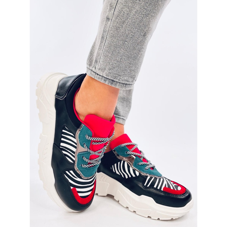 Baskets noires Yeva 2