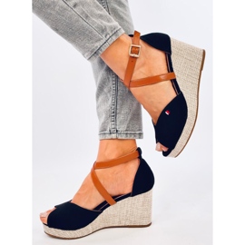 Sandales compensées à bout ouvert de Berna Black le noir 4
