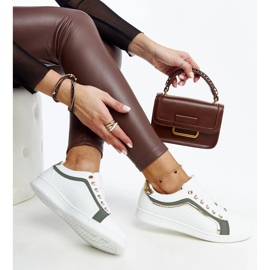 Baskets blanches et vertes sur la plateforme Amala 1 Baskets blanches et vertes sur la plateforme Amala 1