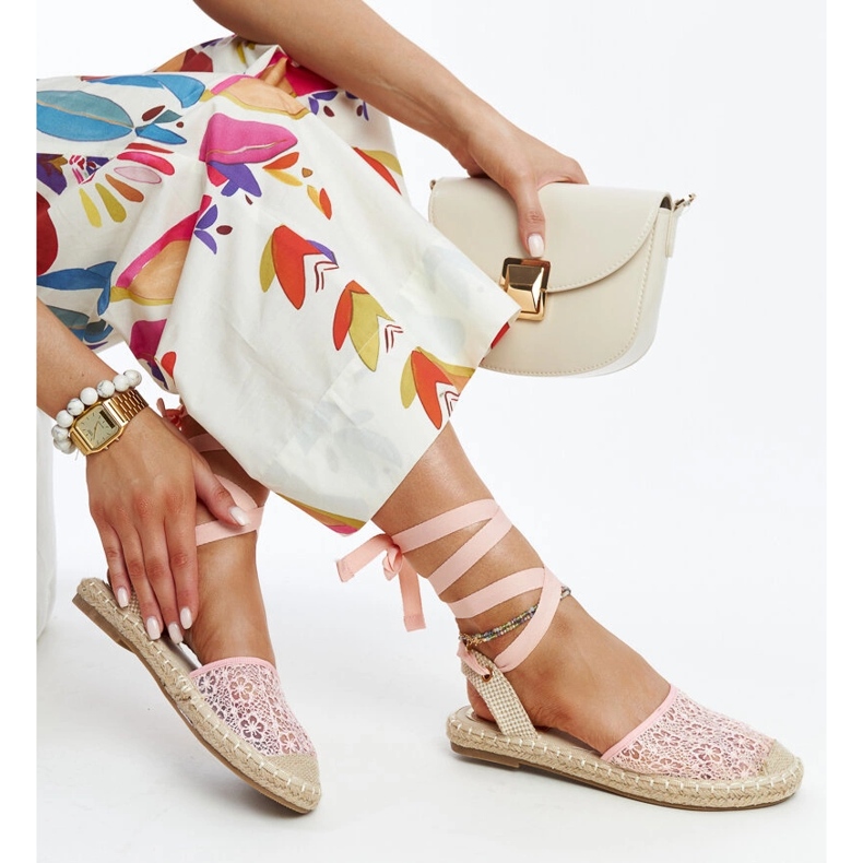 Espadrilles Teha en dentelle rose à talon ouvert 1