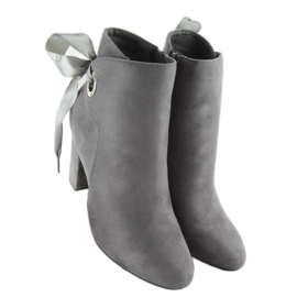 Bottes à talons larges avec un ruban gris la01p 5