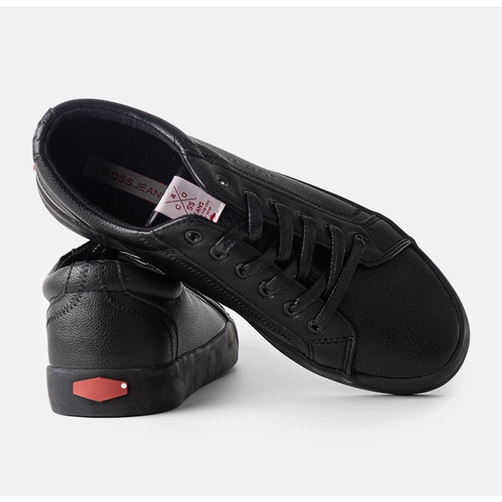 Baskets femme noires Cross Jeans 2