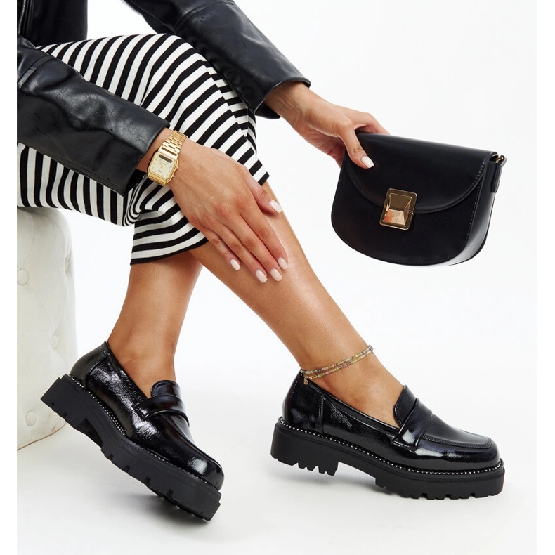 Mocassins en cuir noir 1