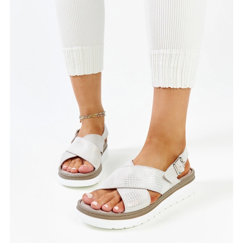 Sandales à plateforme en cuir argenté Ithar gris 1