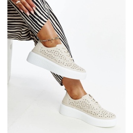 Chaussures de sport en cuir beige 1