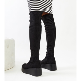 Bottes compensées longues noires par Nafeesa le noir 4