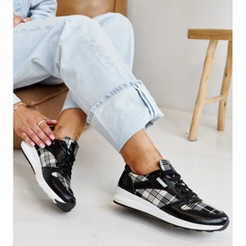 Chaussures en cuir noir avec boucle décorative le noir 1