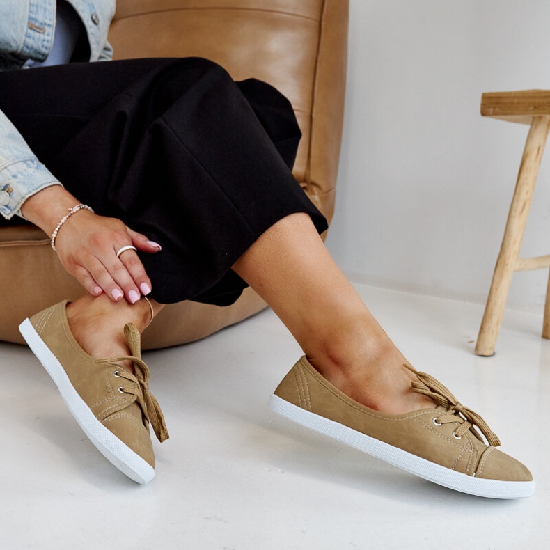 Baskets à enfiler marron en cuir écologique Knudsen brun 1