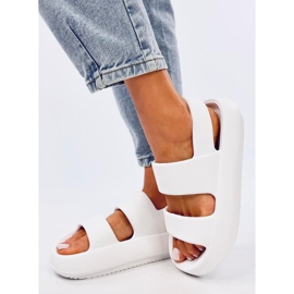 Rickett Sandales en mousse blanche 2