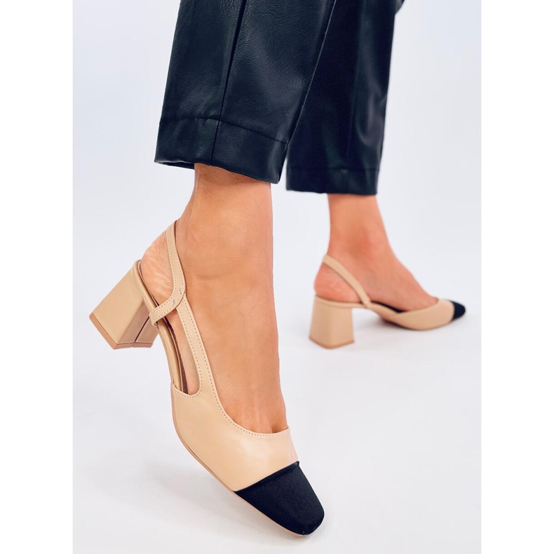 Chanelkikikiki Sandales à talons hauts beiges 2 Chanelkikikiki Sandales à talons hauts beiges 2