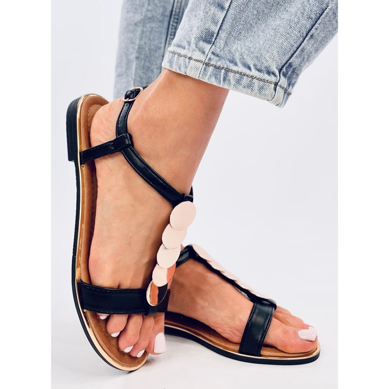 Ennes Sandales noires à décor doré le noir 2 Ennes Sandales noires à décor doré le noir 2