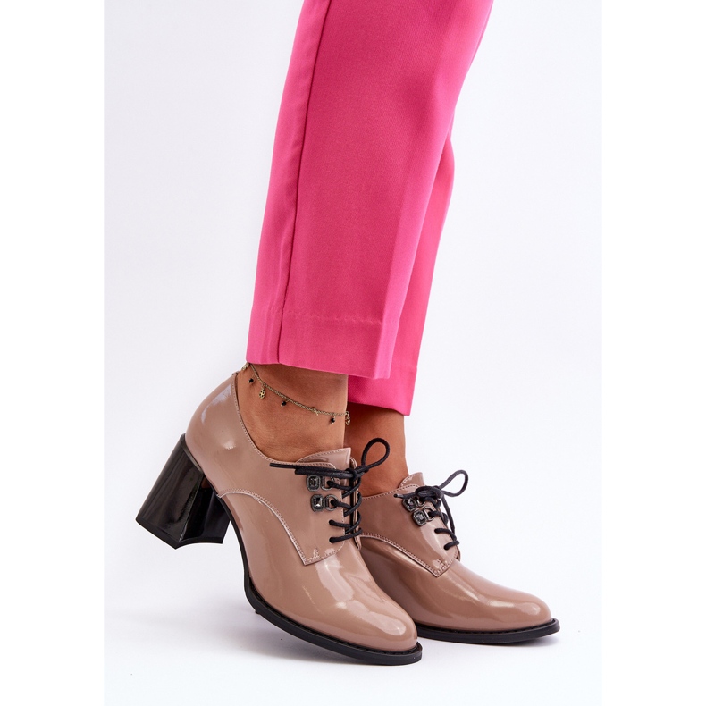 Vinceza Chaussures à talons hauts vernies Nelione pour femme beiges 2