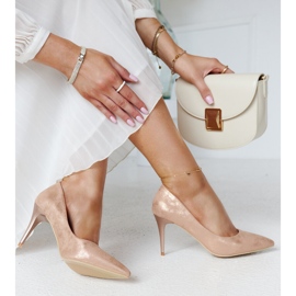 Talons hauts métallisés champagne avec empiècement en cuir de Soissons rose 1 Talons hauts métallisés champagne avec empiècement en cuir de Soissons rose 1