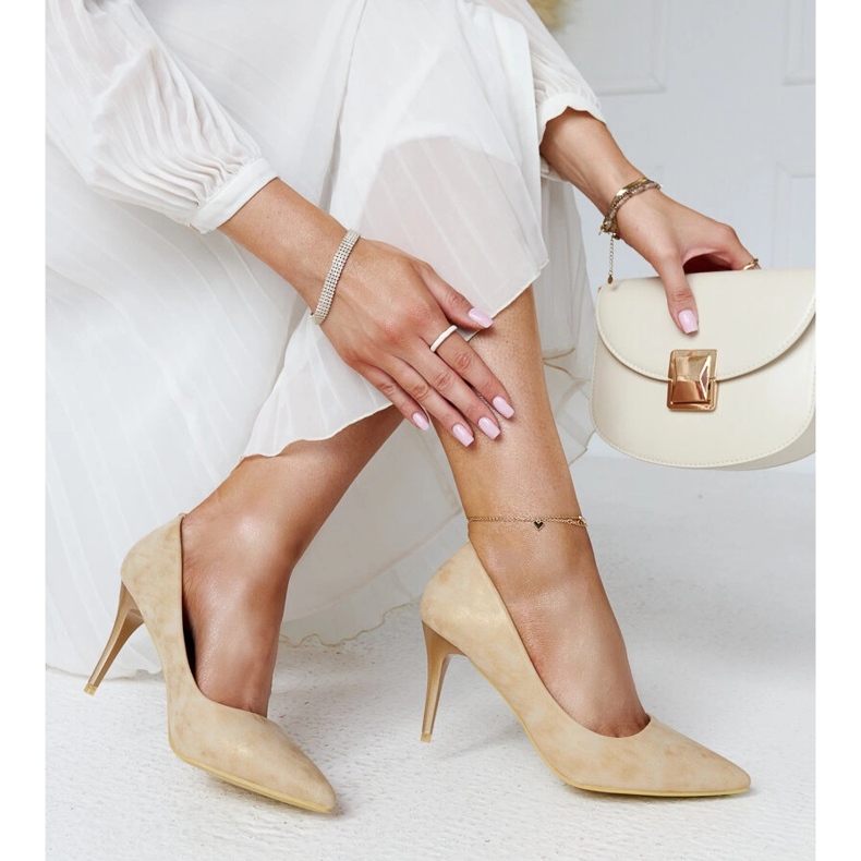 Talons hauts métallisés dorés avec semelle intérieure en cuir de Soissons 1