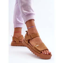 Sandales en daim pour femmes sur la plateforme Big Star NN274705 Marron brun 13
