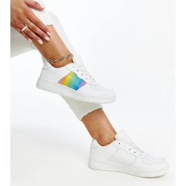 Chaussures en cuir blanc avec boucle décorative blanche 1