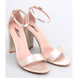 Sandales bloc abricot Ranae beige 1 Sandales bloc abricot Ranae beige 1