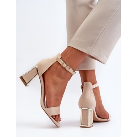 Sandales en daim sur talon haut Beige Pholia 9
