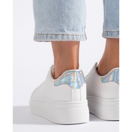 Chaussures de sport blanches pour femmes 2