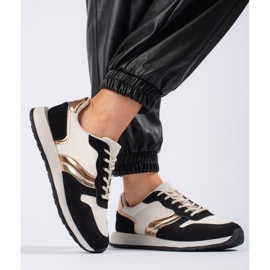 Chaussures de sport noires pour femmes 1