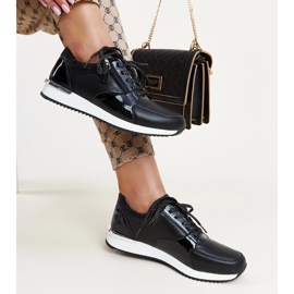 Baskets en cuir noir avec empiècement en métal Rida le noir 1