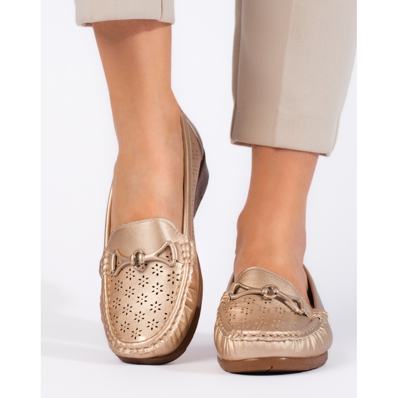 Mocassins dorés pour femme 1