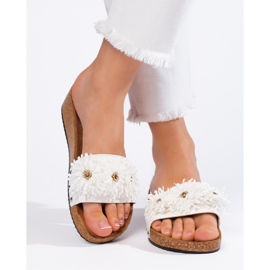 Chaussons femme en daim à fleurs, blanc 2