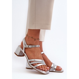 Sandales à talons bas pour femmes en cuir écologique Sergio Leone SK046 Argent 2 Sandales à talons bas pour femmes en cuir écologique Sergio Leone SK046 Argent 2