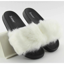 Chaussons avec fourrure dd69p blanc blanche 1