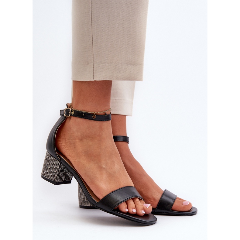 Sandales Pour Femmes En Cuir Écologique Avec Talons Hauts Décorés, Noir Wiatalia le noir 2