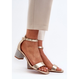 Sandales Pour Femmes En Cuir Écologique Avec Talons Hauts Décorés, Doré Wiatalia d'or 2 Sandales Pour Femmes En Cuir Écologique Avec Talons Hauts Décorés, Doré Wiatalia d'or 2