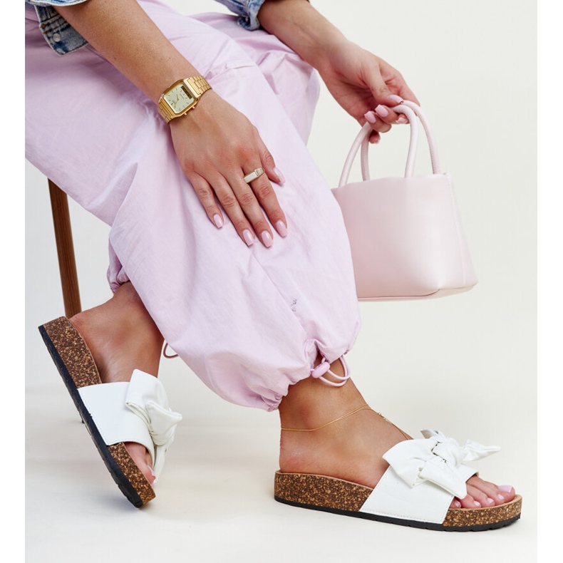 Tongs blanches avec semelle en liège et nœud Petresa 1