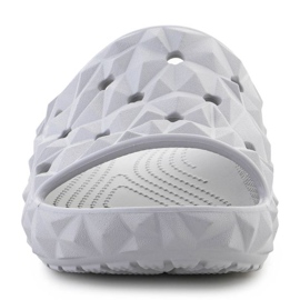 Crocs Classic Géométrique Slide V2 W 209608-1FT tongs gris 1 Crocs Classic Géométrique Slide V2 W 209608-1FT tongs gris 1