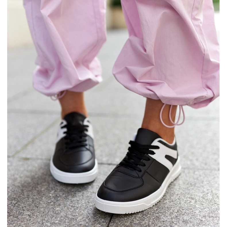 Baskets de sport Hagara noires le noir 1