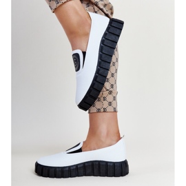Chaussures blanches à semelle massive Teska 3