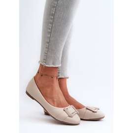 Ballerines en cuir écologique beige clair avec ceinture et décoration Cadwenla 2
