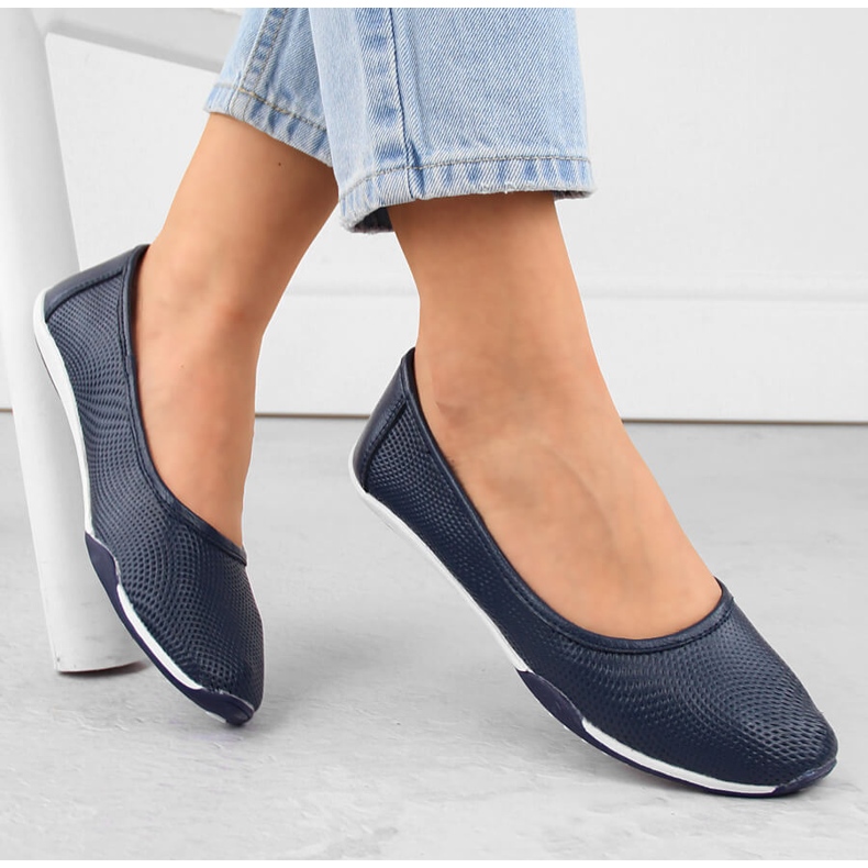Ballerines slip-on ajourées en cuir femme, bleu marine Filippo DP3681 1