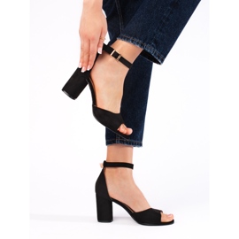 Sandales noires à talons pour femme le noir 1