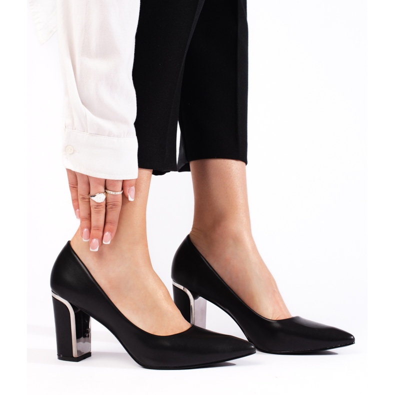 Escarpins femme noirs à talons hauts 1