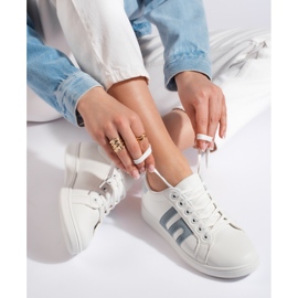 Baskets blanches et bleues pour femme 1