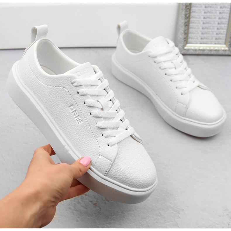 Chaussures de sport à plateforme Big Star NN274322 blanches 1 Chaussures de sport à plateforme Big Star NN274322 blanches 1