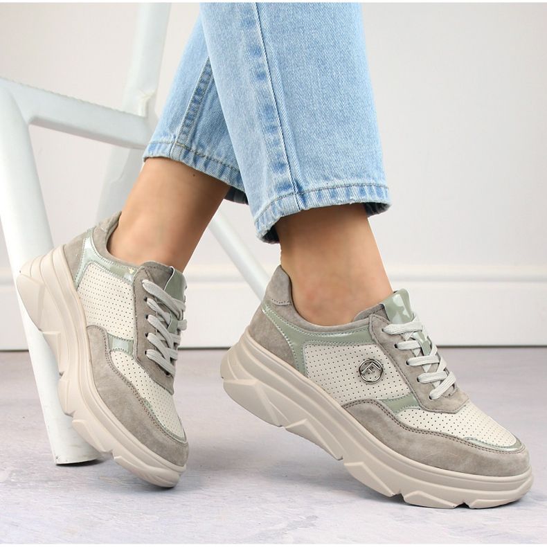 Chaussures de sport en cuir beiges pour femmes Filippo DP6108/24 BE 1