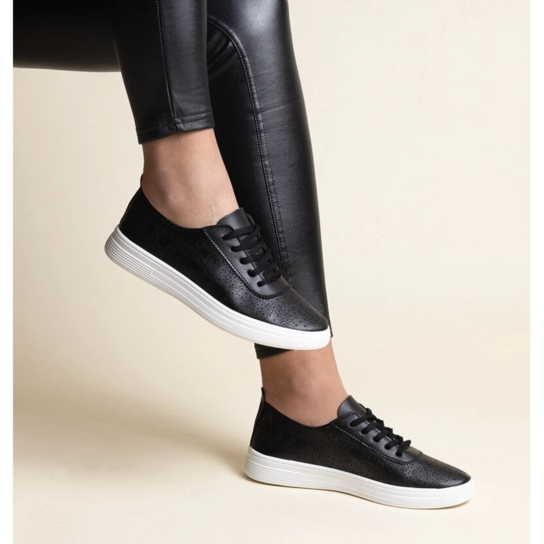 Baskets en cuir écologique Whitley noires le noir 1