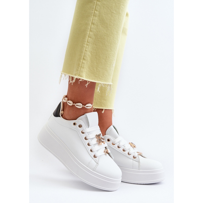 Baskets à plateforme pour femmes avec épingles en cuir écologique, blanc Cavisa 2