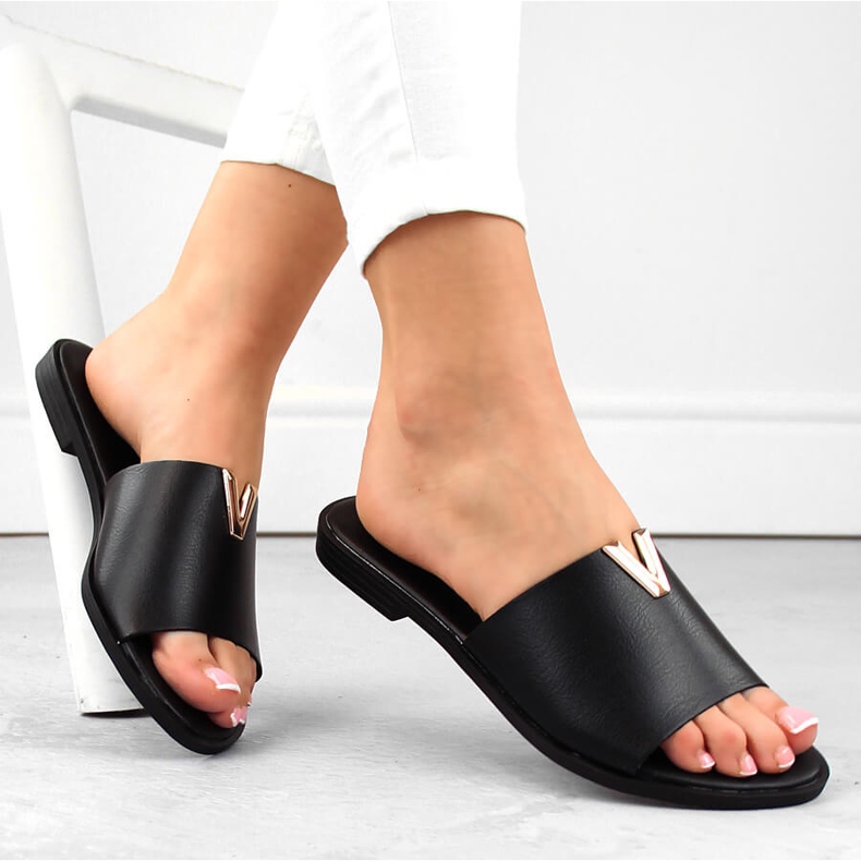 Tongs noires à talons bas pour femmes eVento 7736 1