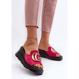 Vinceza Tongs pour femmes en suède écologique sur une semelle compensée et une plateforme avec décoration dorée Fuchsia Iaria rose 3