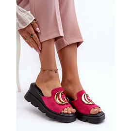 Vinceza Tongs pour femmes en suède écologique sur une semelle compensée et une plateforme avec décoration dorée Fuchsia Iaria rose 6