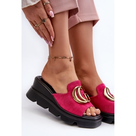 Vinceza Tongs pour femmes en suède écologique sur une semelle compensée et une plateforme avec décoration dorée Fuchsia Iaria rose 8